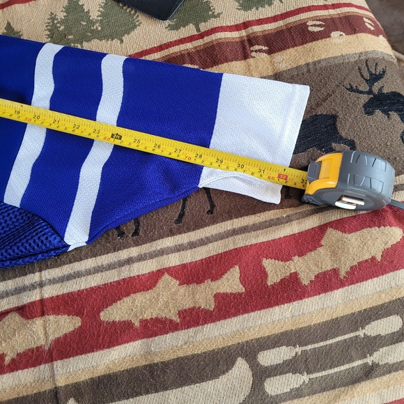 Toronto sz xl. Maple Leafs hockey jersey - Picture 10 of 12